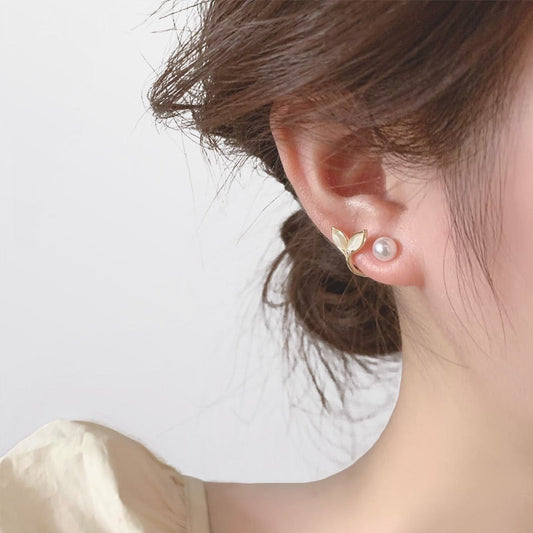 Silver Fishtail Pearl Earrings