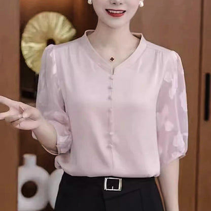 Comfortable V-neck Embroidered Three-Quarter Sleeve Top